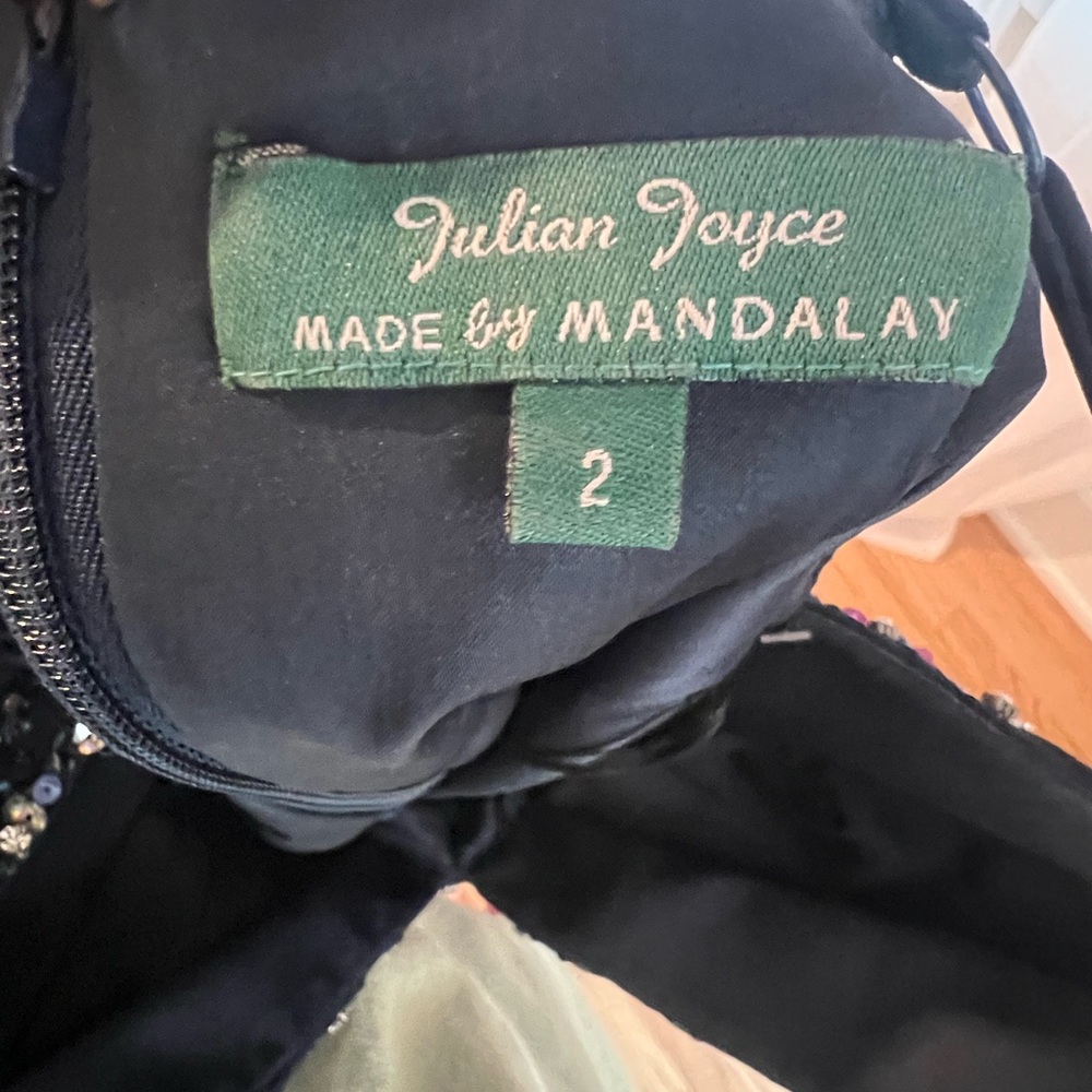 Julian Joyce by Mandalay dress size 2 in great condition